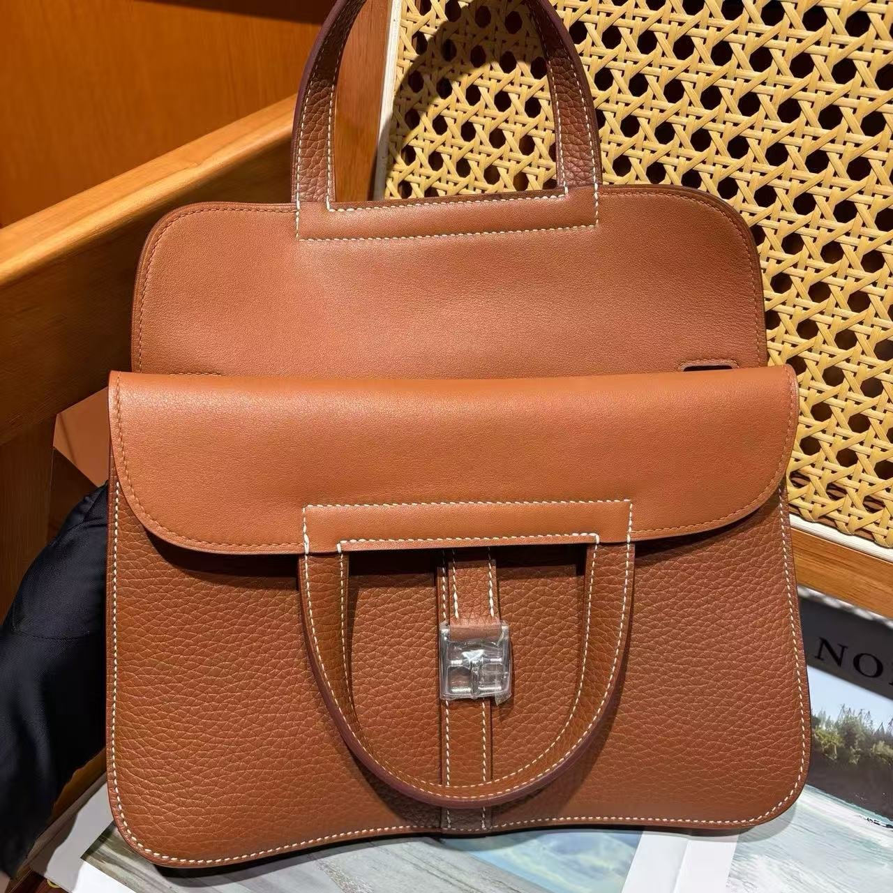 Hand‑Stitched Wax Thread Halzan 25 Bag, Imported TC Leather Ladies Shoulder & Top‑Handle Bag with Detachable Strap - 图片 4