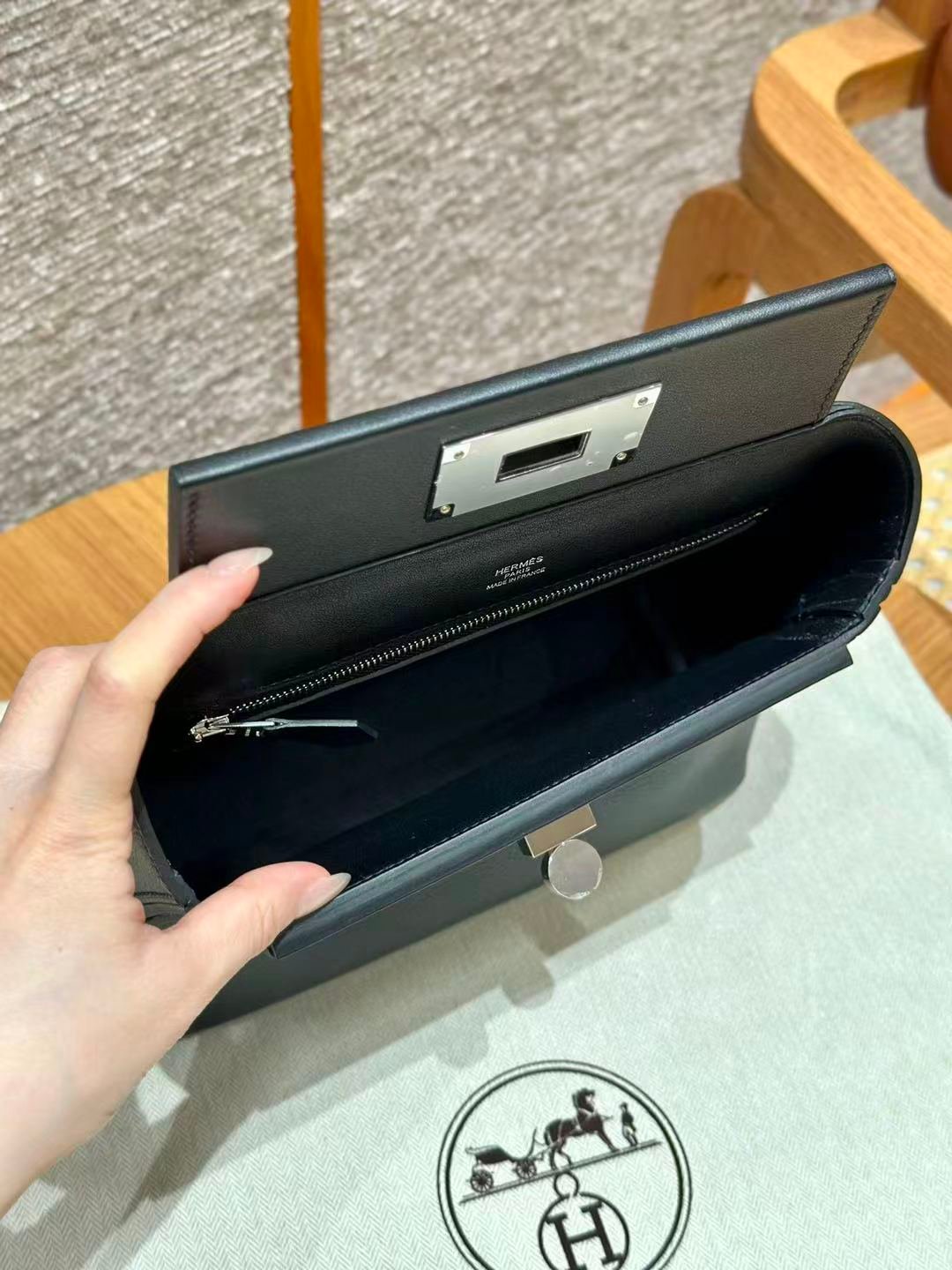 Hand‑Stitched Wax‑Thread 24/24 Bag, Imported Swift and Taurillon Leather, Versatile Shoulder Handbag - 图片 9