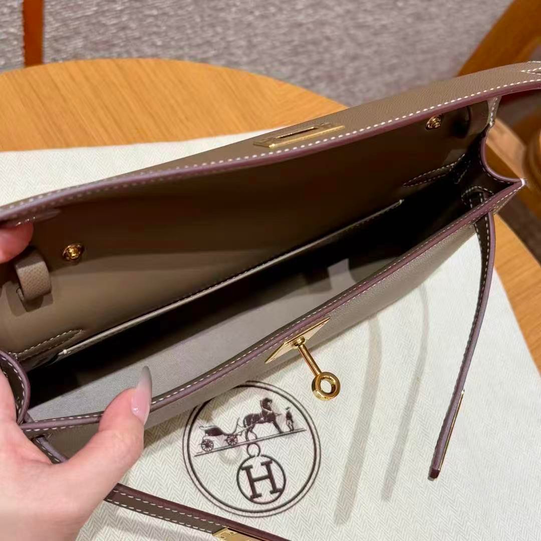 Women Kelly Elan Designer‑Style Bag, Epsom Leather, Gold‑Tone Hardware, Elephant Grey Slim Cross‑Body Shoulder Purse - 图片 3