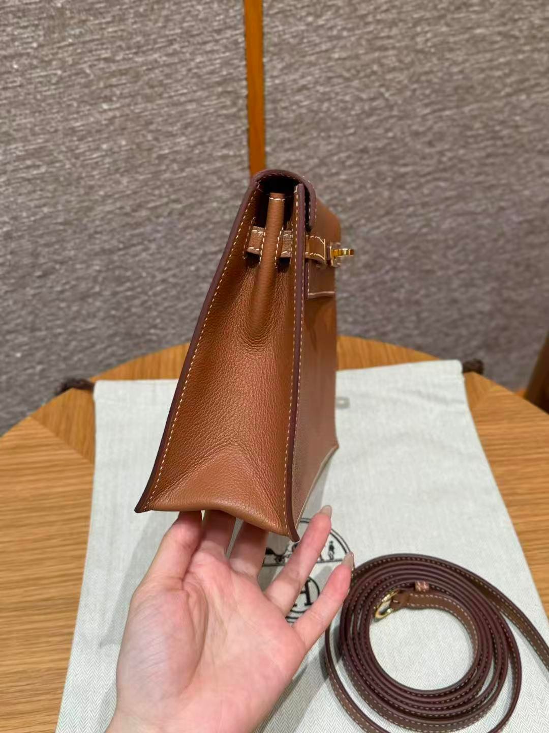 Handmade leather-wrapped Kelly dancer bag, made of imported Evercolor leather, with gold/silver hardware, versatile shoulder bag - 图片 4