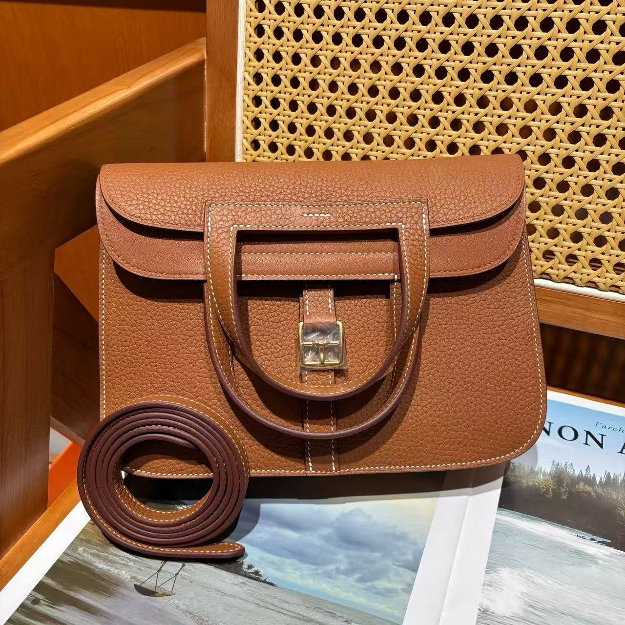 Hand‑Stitched Wax Thread Halzan 25 Bag, Imported TC Leather Ladies Shoulder & Top‑Handle Bag with Detachable Strap