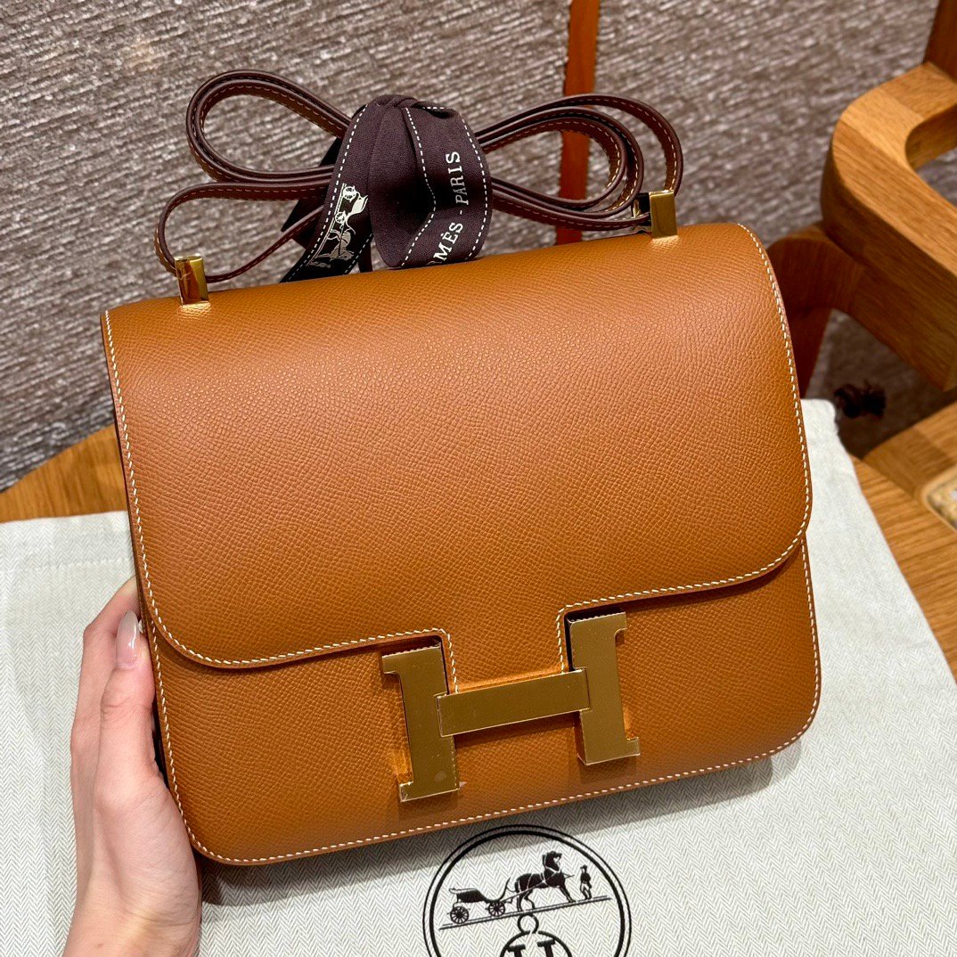 Constance Epsom leather, golden brown color, gold hardware, 19cm, fully handmade